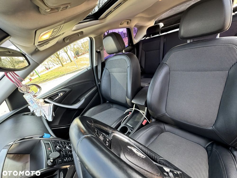 Opel Astra 1.7 CDTI Cosmo - 18