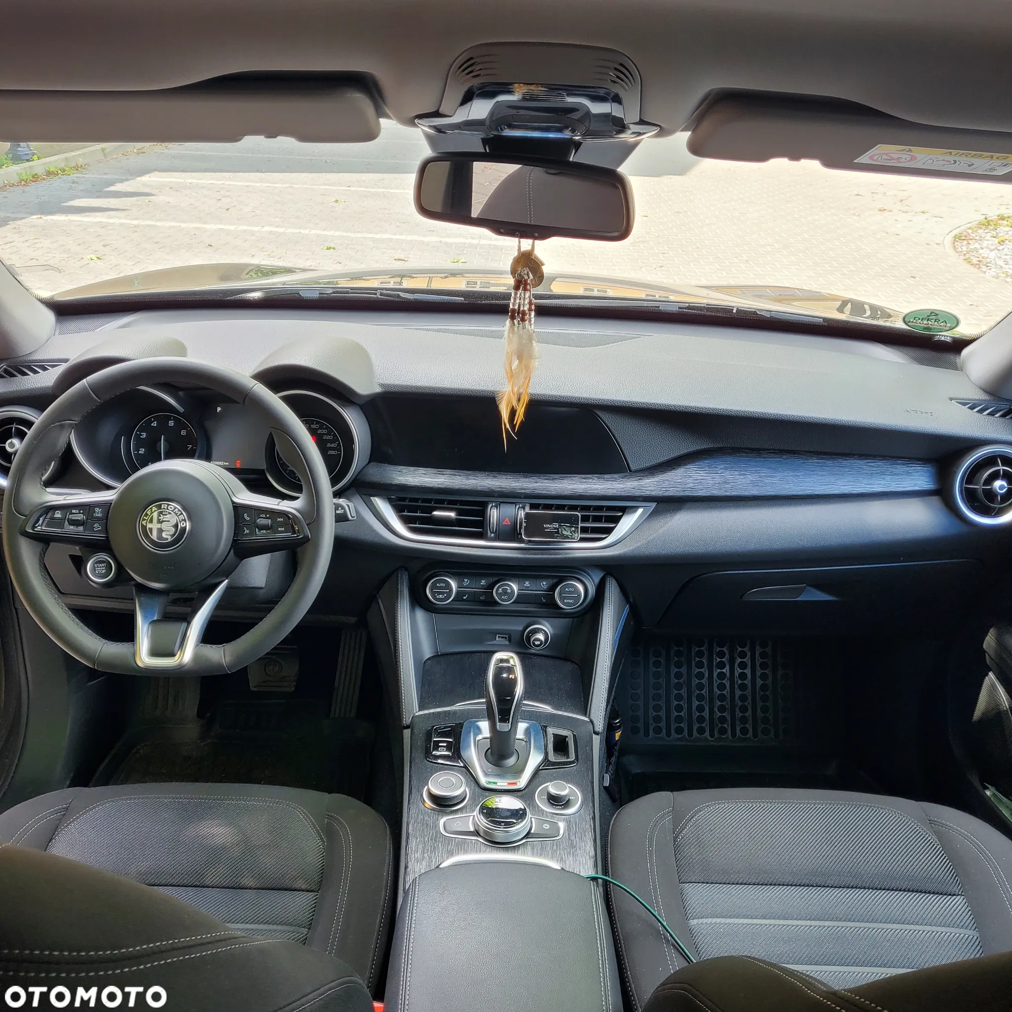 Alfa Romeo Stelvio - 2