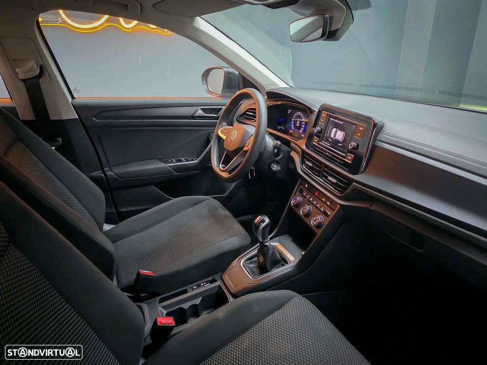 VW T-Roc 1.0 TSI - 12