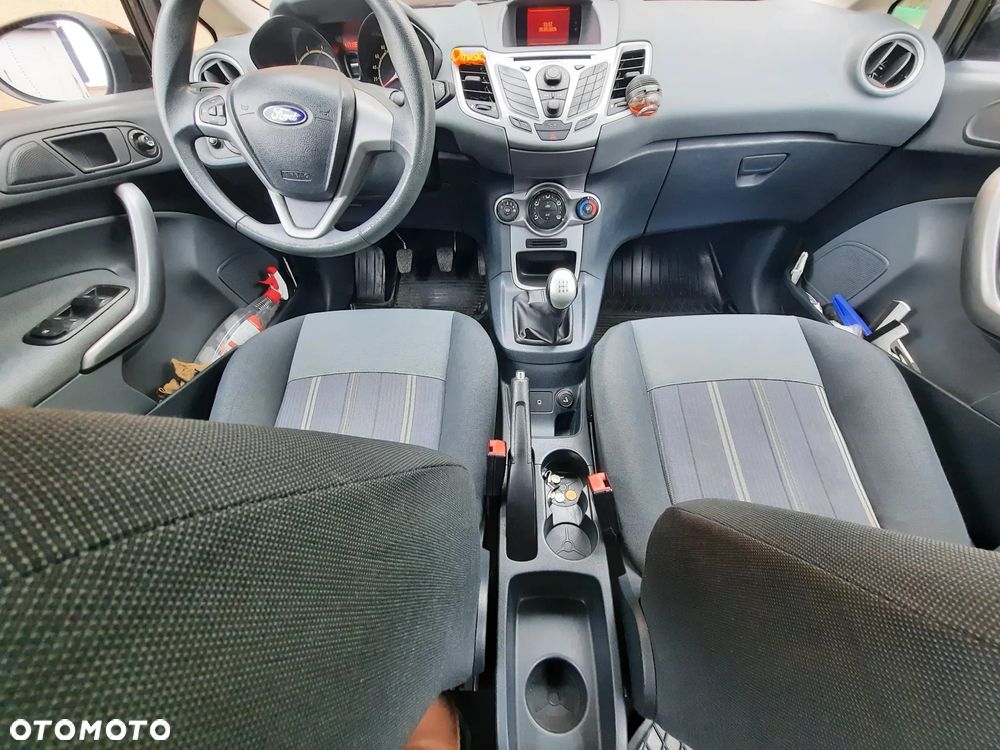 Ford Fiesta 1.25 Trend - 8