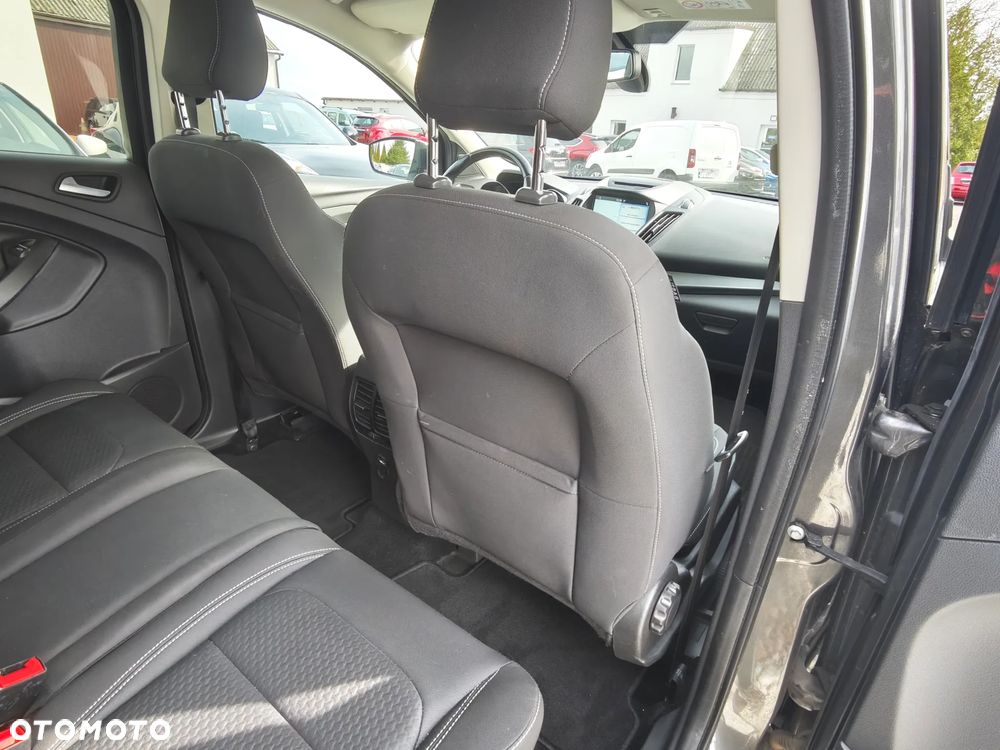 Ford Kuga 1.5 EcoBoost 2x4 Cool & Connect - 34