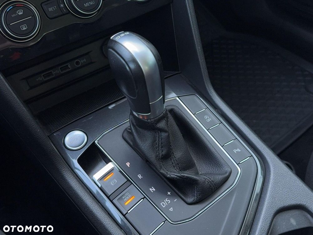 Volkswagen Tiguan 1.5 TSI EVO Comfortline DSG - 24