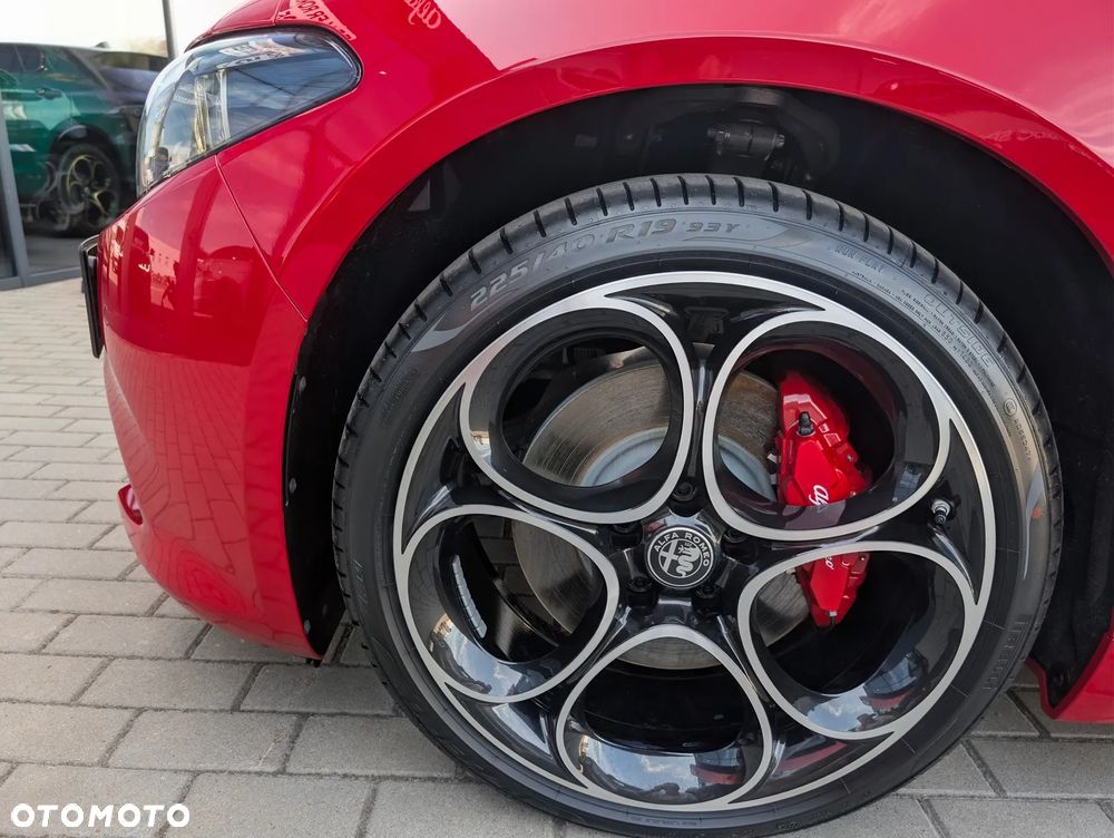 Alfa Romeo Giulia 2.0 Turbo Veloce - 4