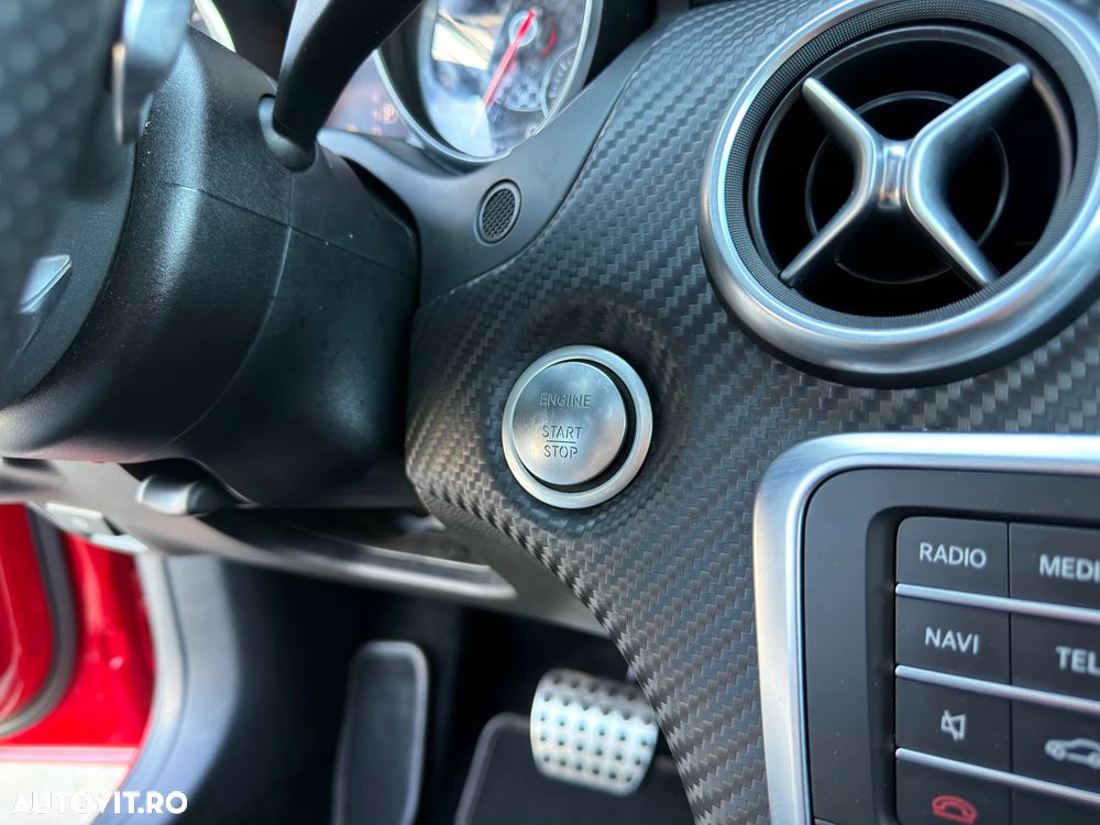 Mercedes-Benz A 220 d 7G-DCT AMG Line - 32