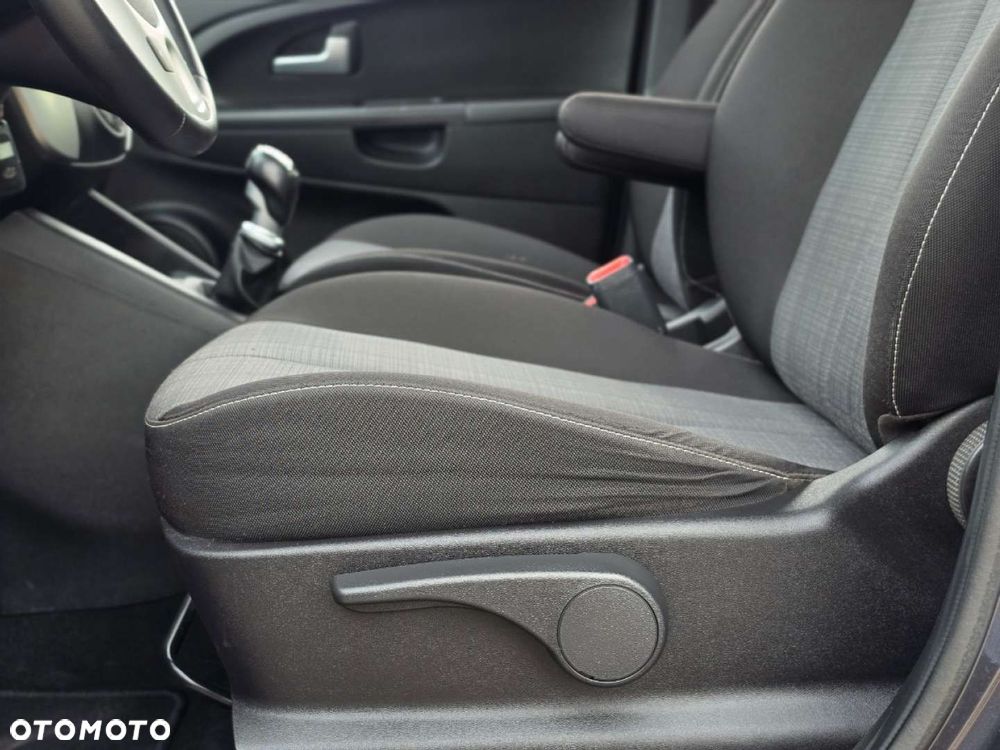 Kia Venga - 20