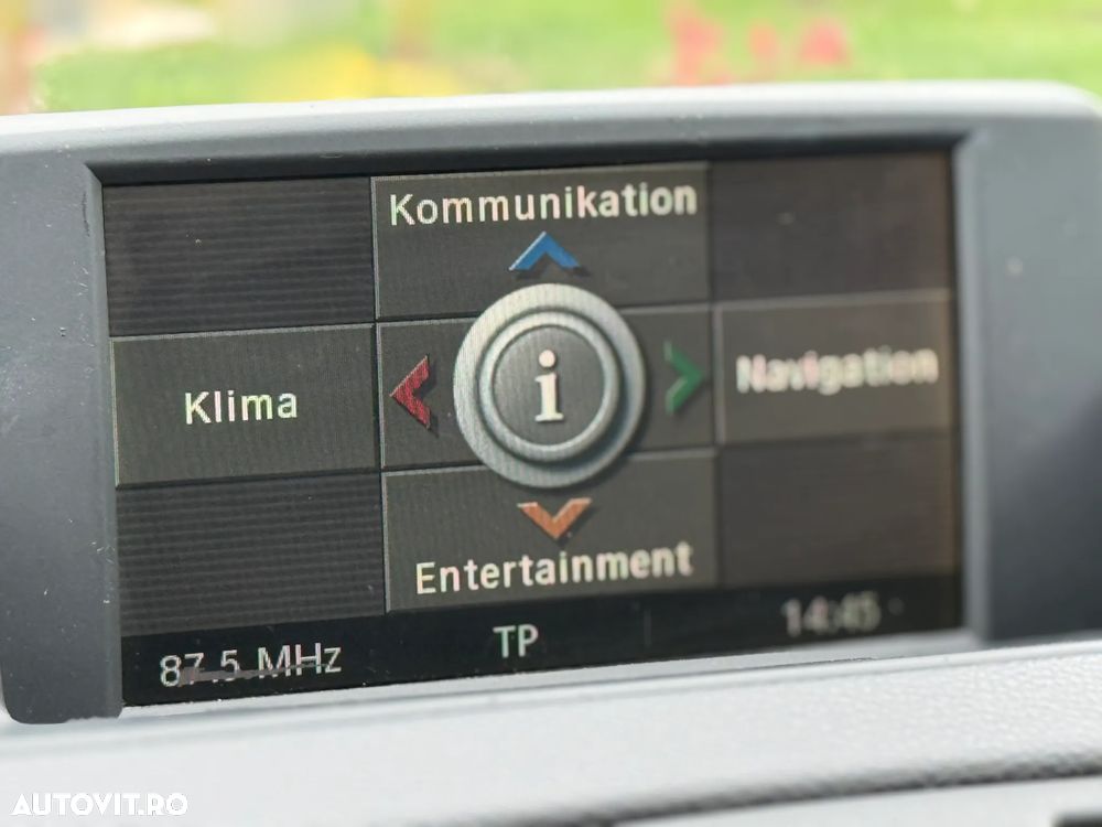 BMW Seria 1 118d - 19