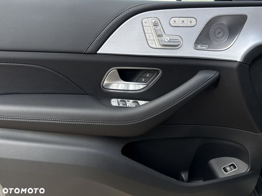 Mercedes-Benz GLE - 11