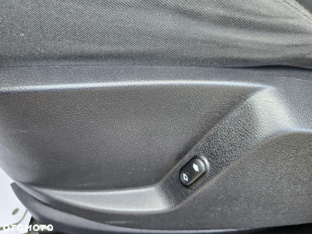 Ford S-Max 2.0 TDCi DPF Titanium - 18