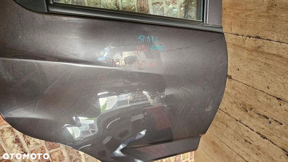 DRZWI TYŁ PRAWE CHEVROLET SPARK M300 2013 KOD GYV - 3