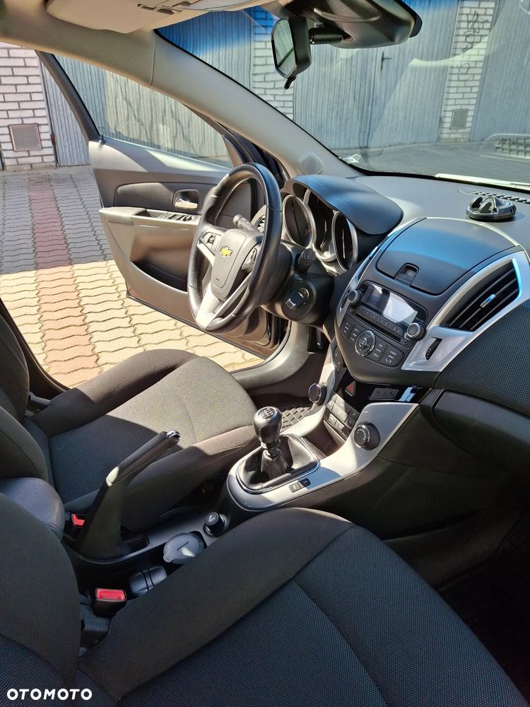 Chevrolet Cruze 1.4 T LT - 9