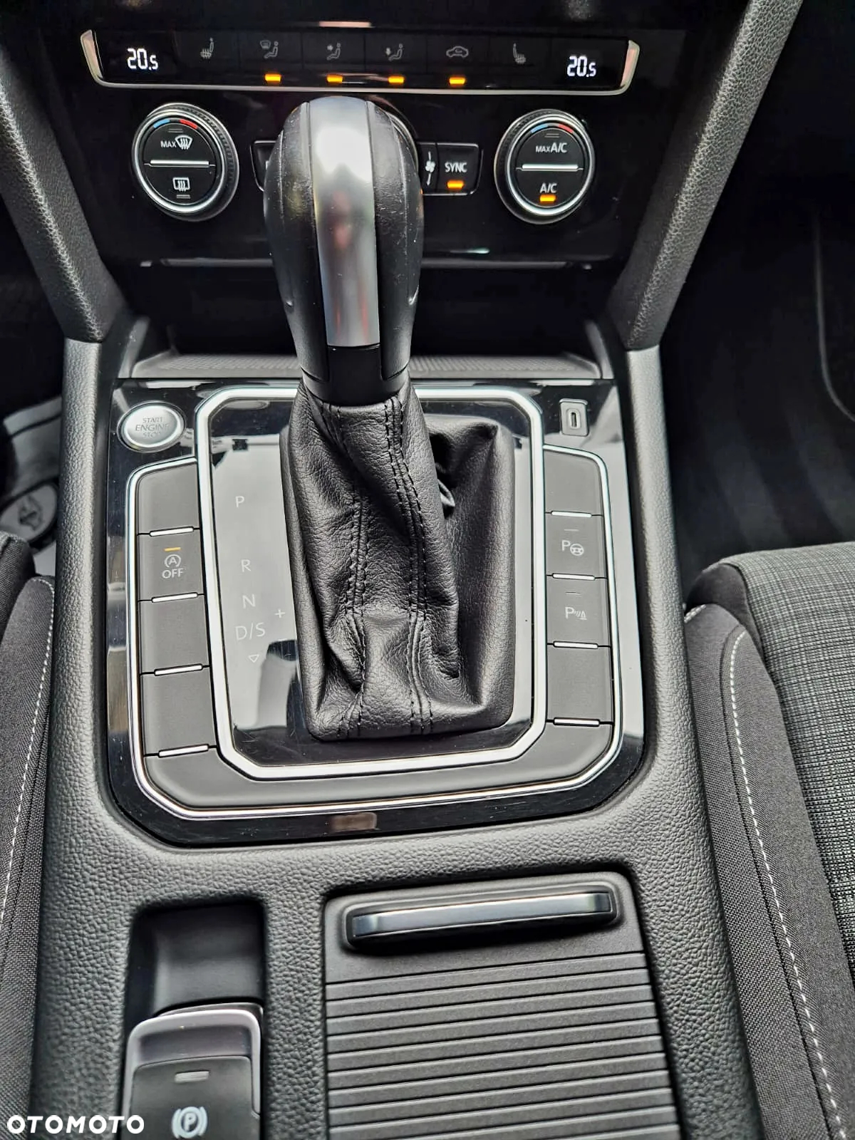 Volkswagen Passat 2.0 TSI Business DSG - 26