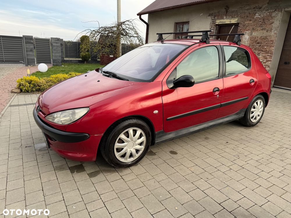 Peugeot 206 - 1