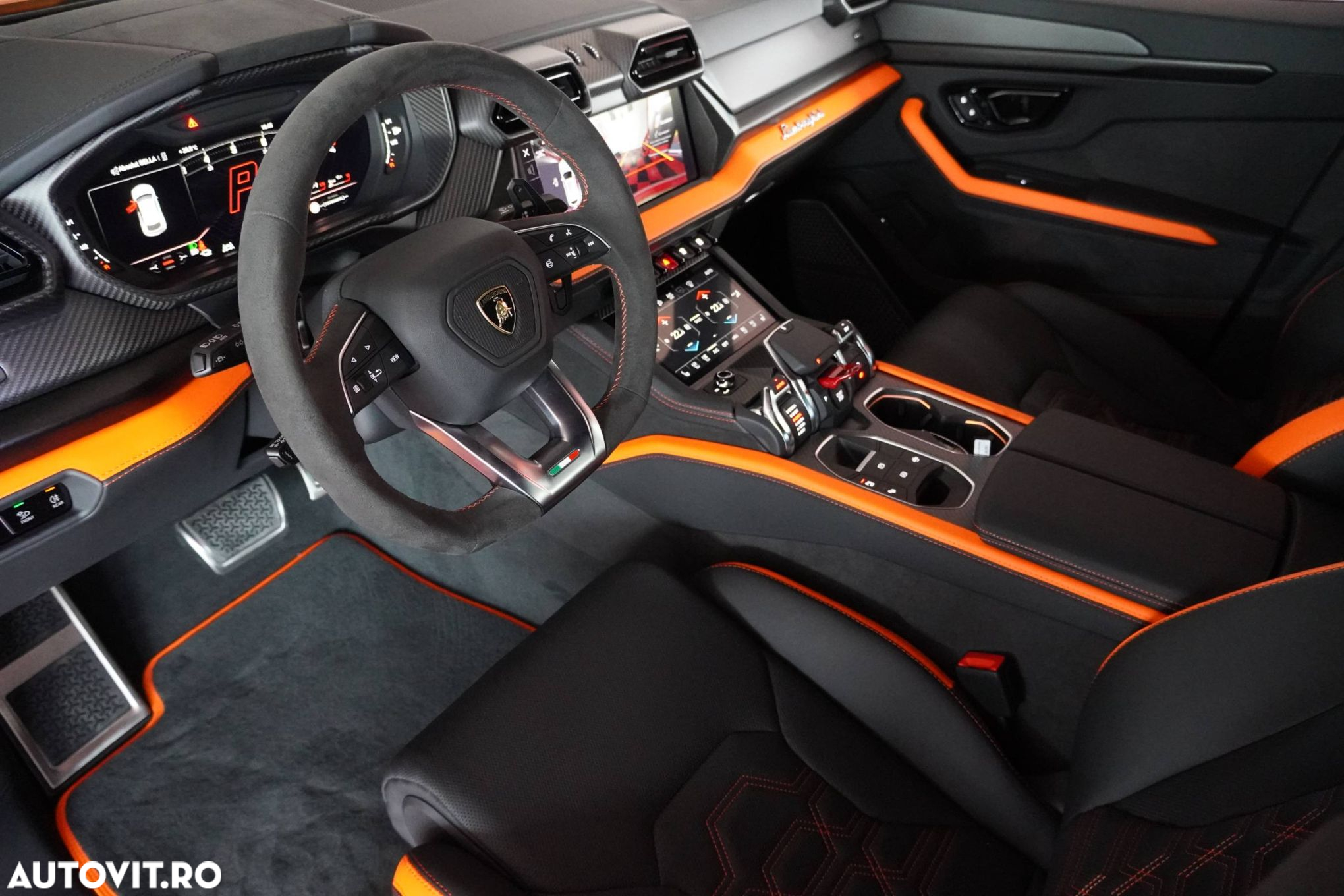 Lamborghini URUS - 21