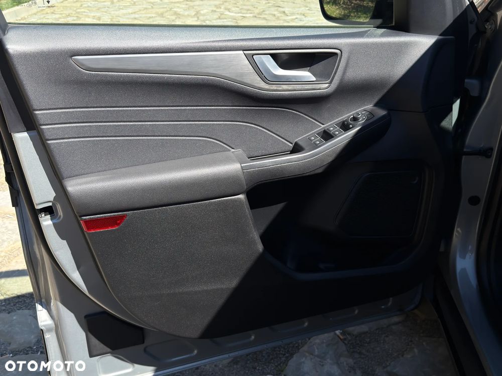 Ford Kuga 2.5 Duratec FHEV 4x4 TITANIUM X - 23