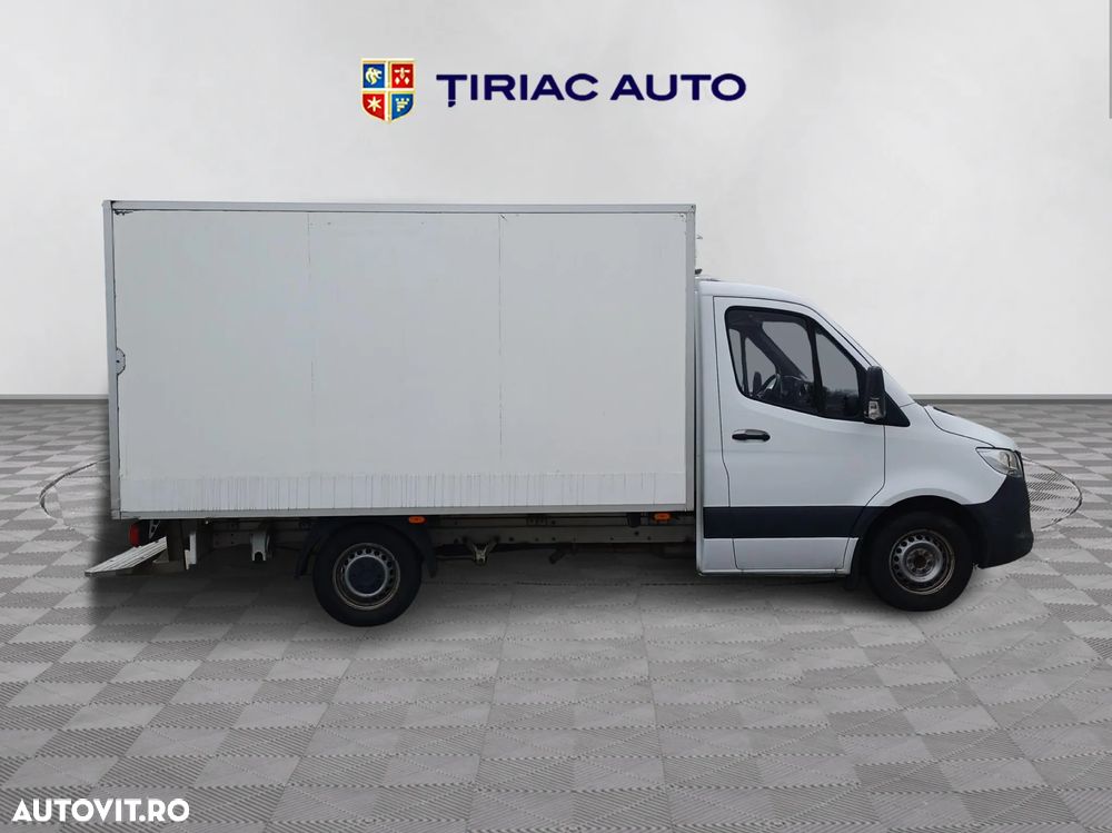 Mercedes-Benz SPRINTER - 5