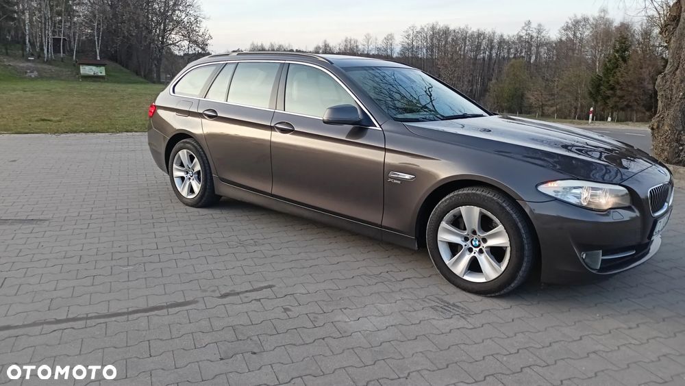 BMW Seria 5 525d xDrive Luxury Line - 12