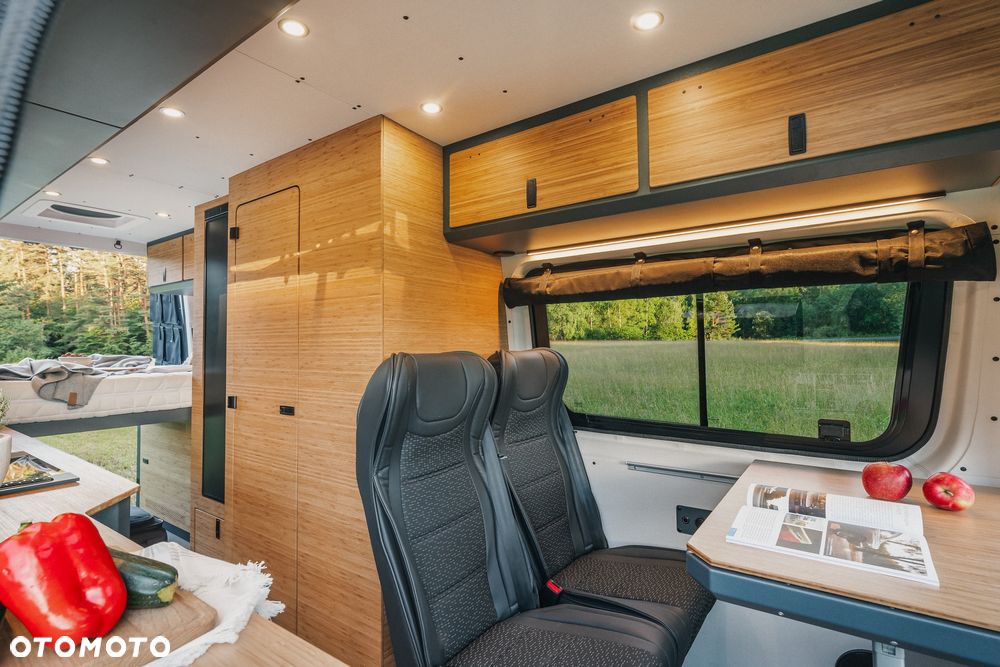 Mercedes-Benz Sprinter - 8