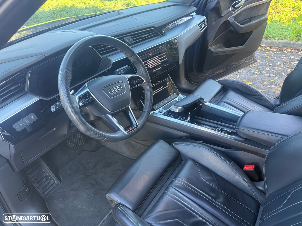 Audi e-tron 55 quattro S line - 18