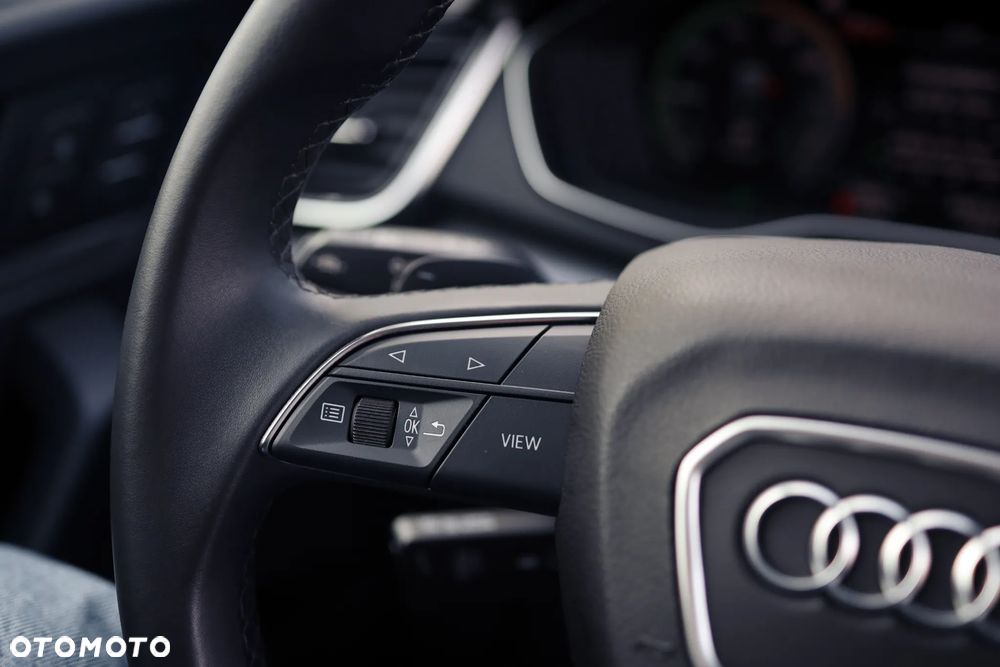 Audi Q5 55 TFSIe quattro S tronic S line - 36