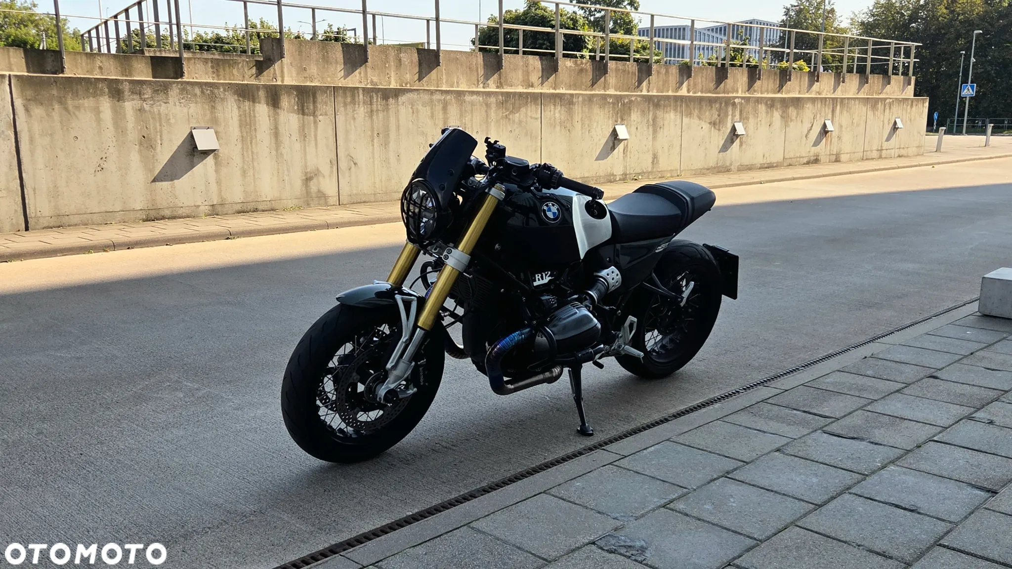 BMW R - 4