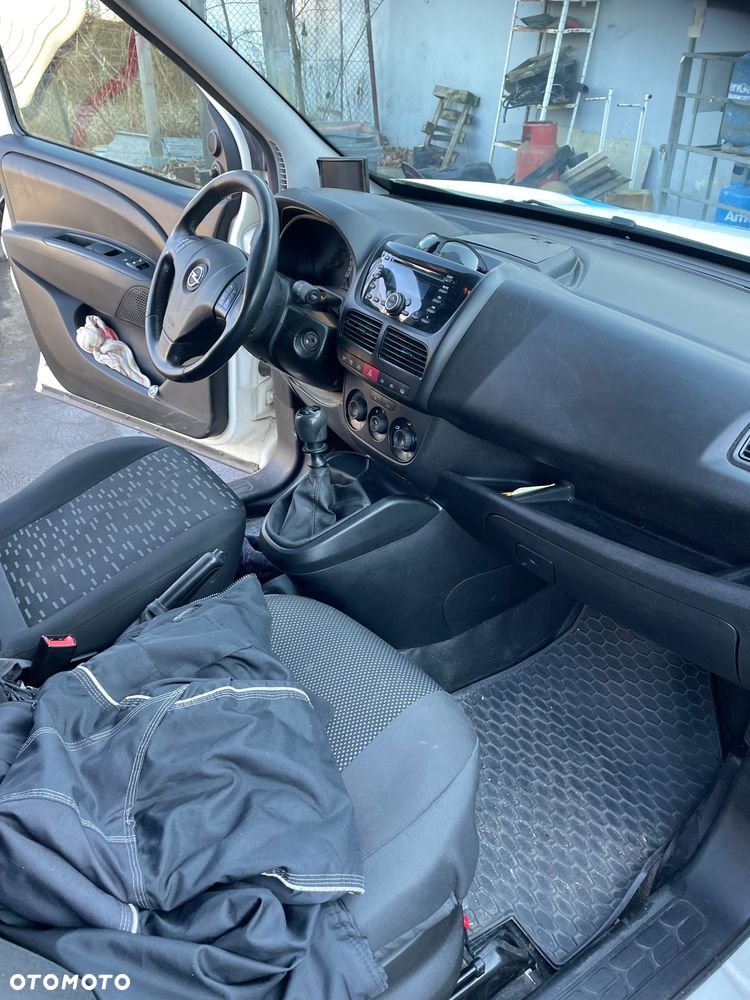 Opel Combo - 7