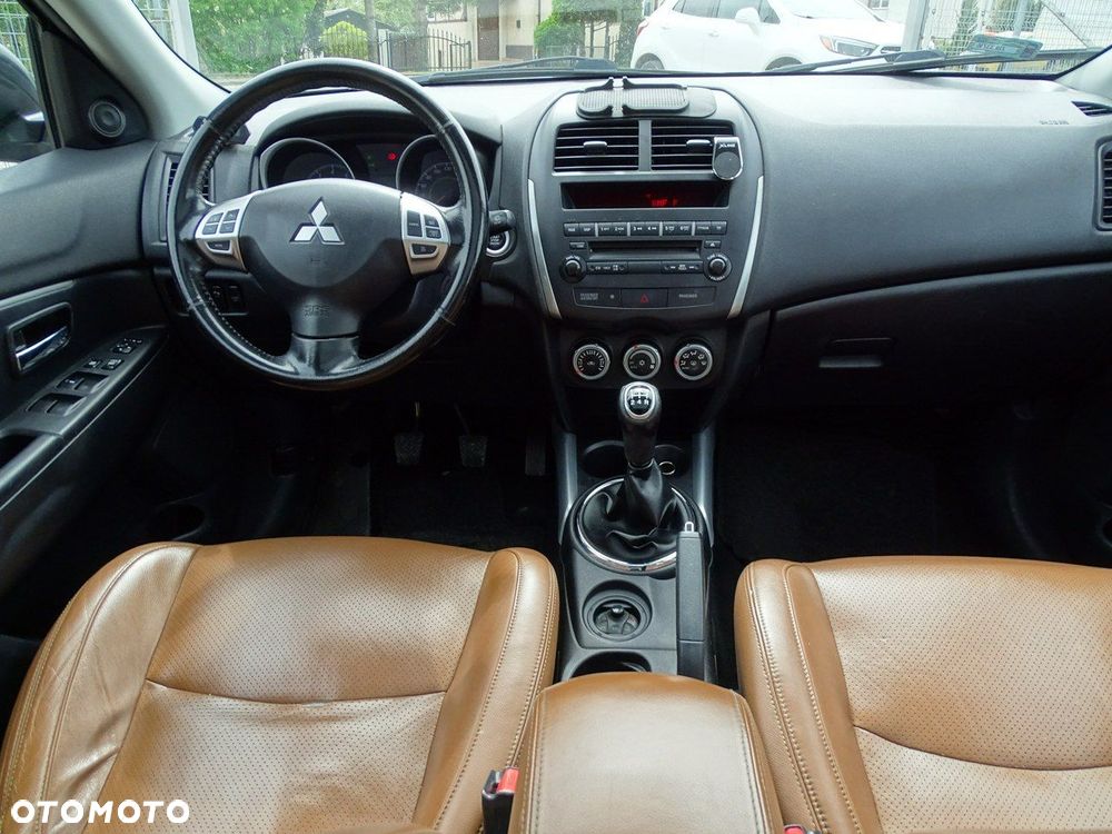 Mitsubishi ASX - 7