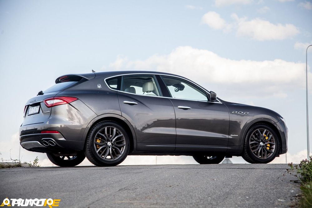 Maserati Levante Q4 GranLusso - 9