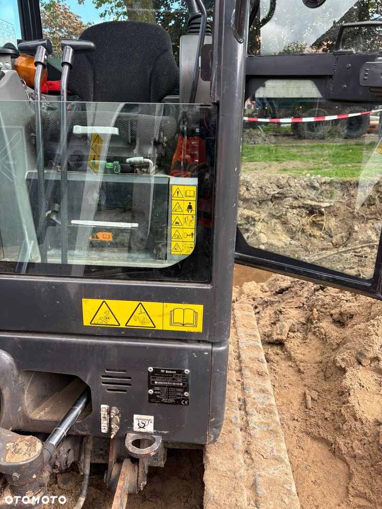Bobcat E19 - 4