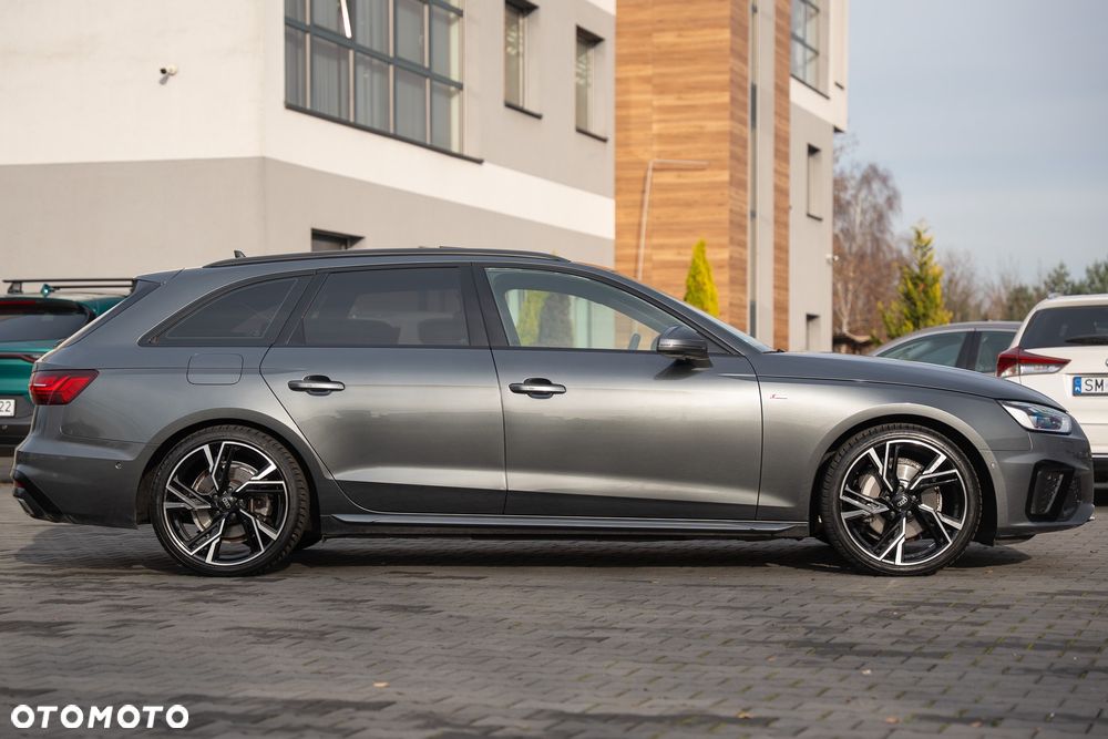 Audi A4 Avant 40 TFSI quattro S tronic - 17