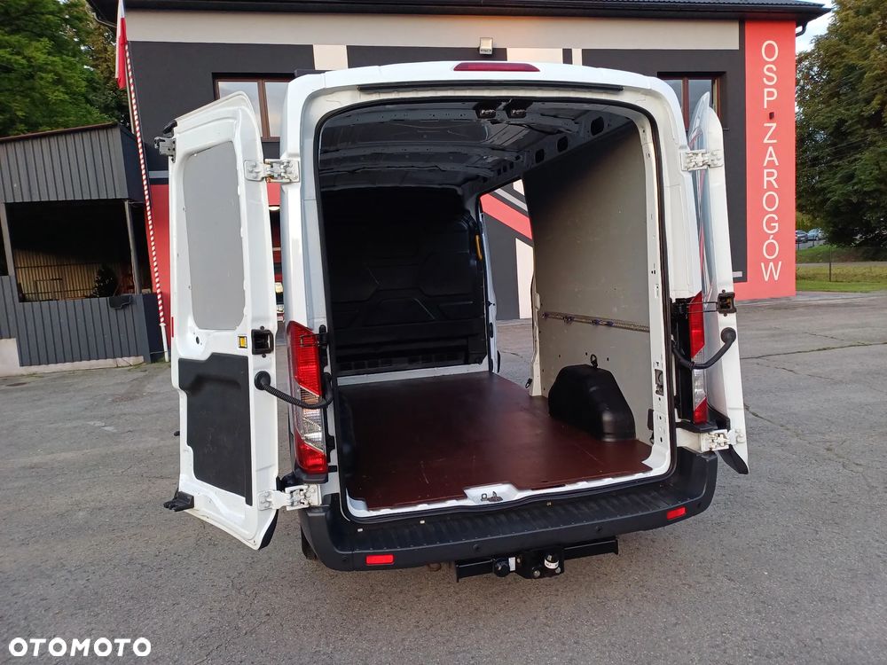 Ford Transit - 15