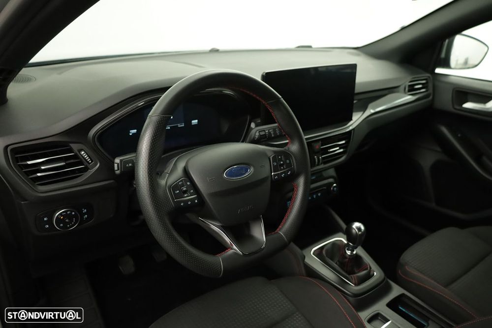 Ford Focus 1.0 EcoBoost MHEV ST-Line X - 7
