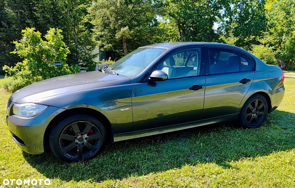BMW Seria 3 318i - 6