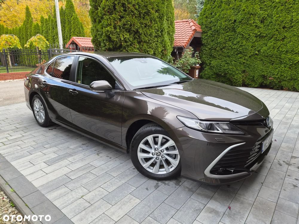 Toyota Camry - 19