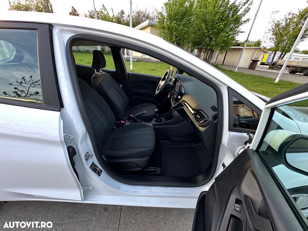 Ford Fiesta 1.1 Trend Connected - 32