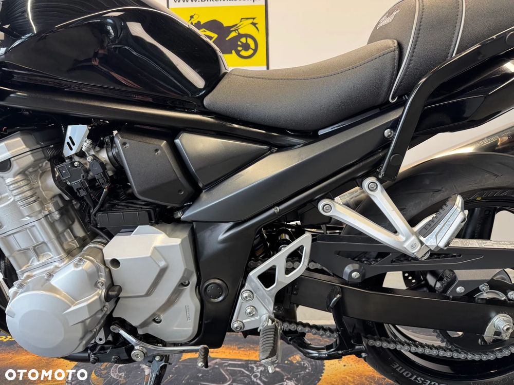 Suzuki Bandit - 24