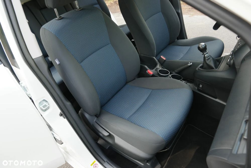 Toyota Verso - 23