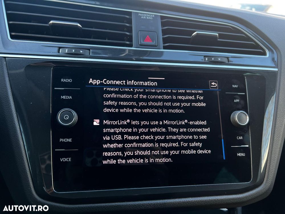 Volkswagen Tiguan - 21