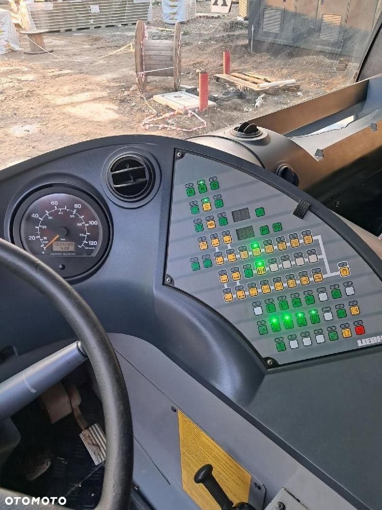 Liebherr LTM 1100-5.2 - 3