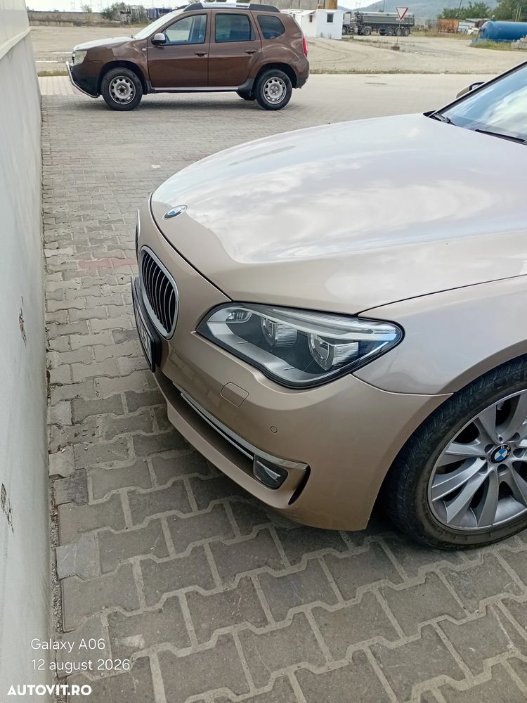 BMW Seria 7 730d - 8