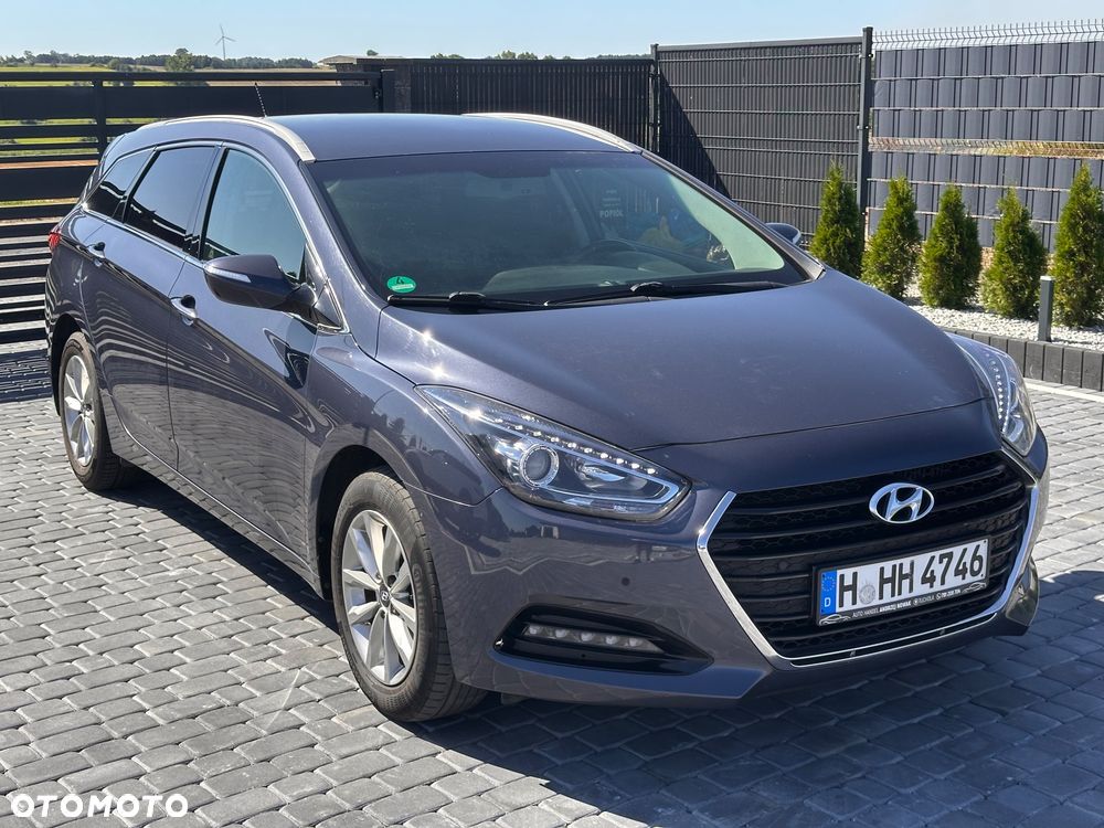 Hyundai i40 Kombi blue 1.7 CRDi Classic - 2