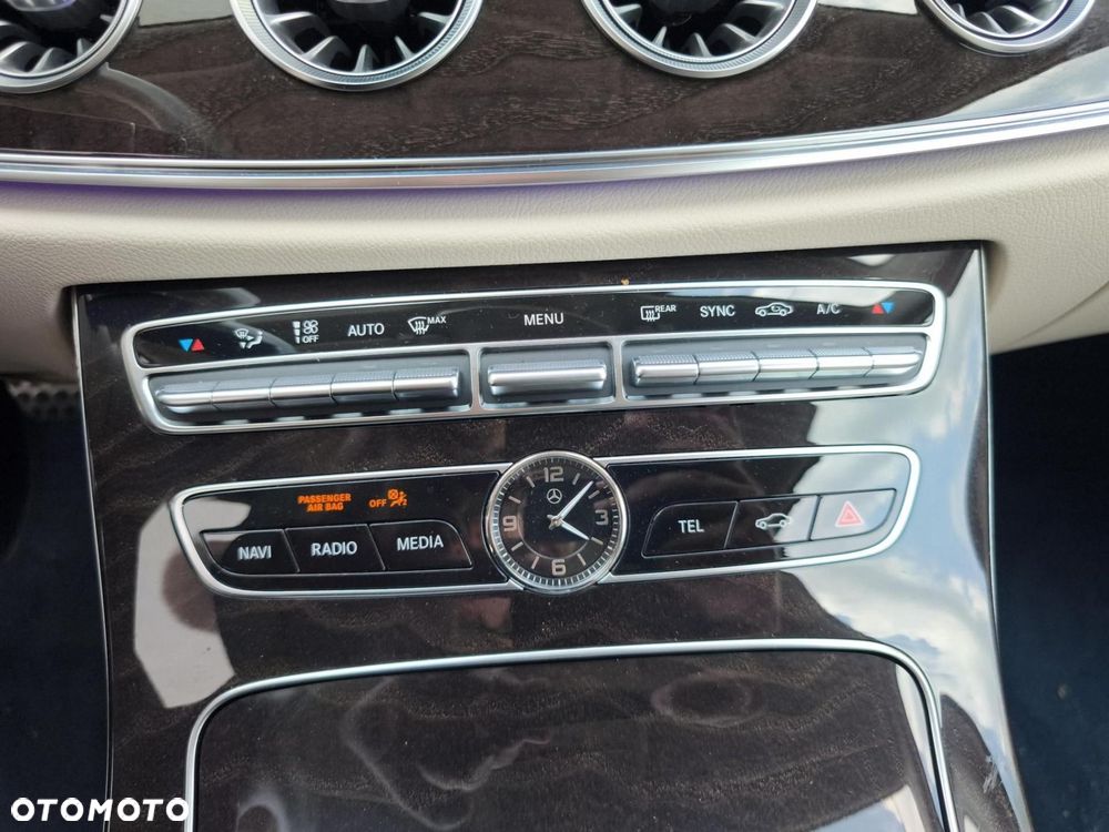 Mercedes-Benz Klasa E - 19