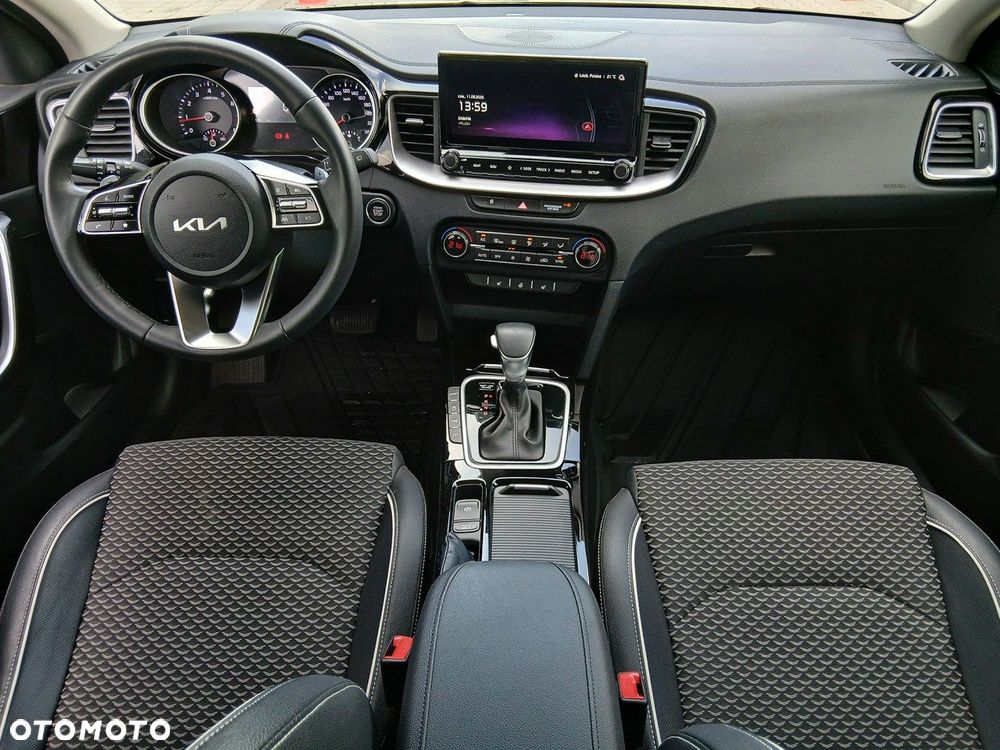 Kia Ceed - 20