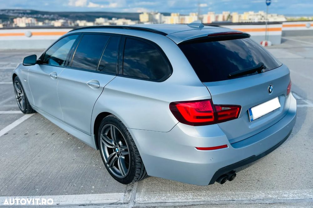 BMW Seria 5 525d xDrive AT - 11