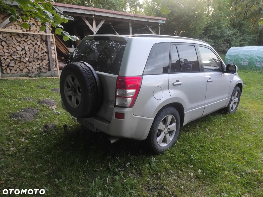 Suzuki Grand Vitara 2.0 - 2