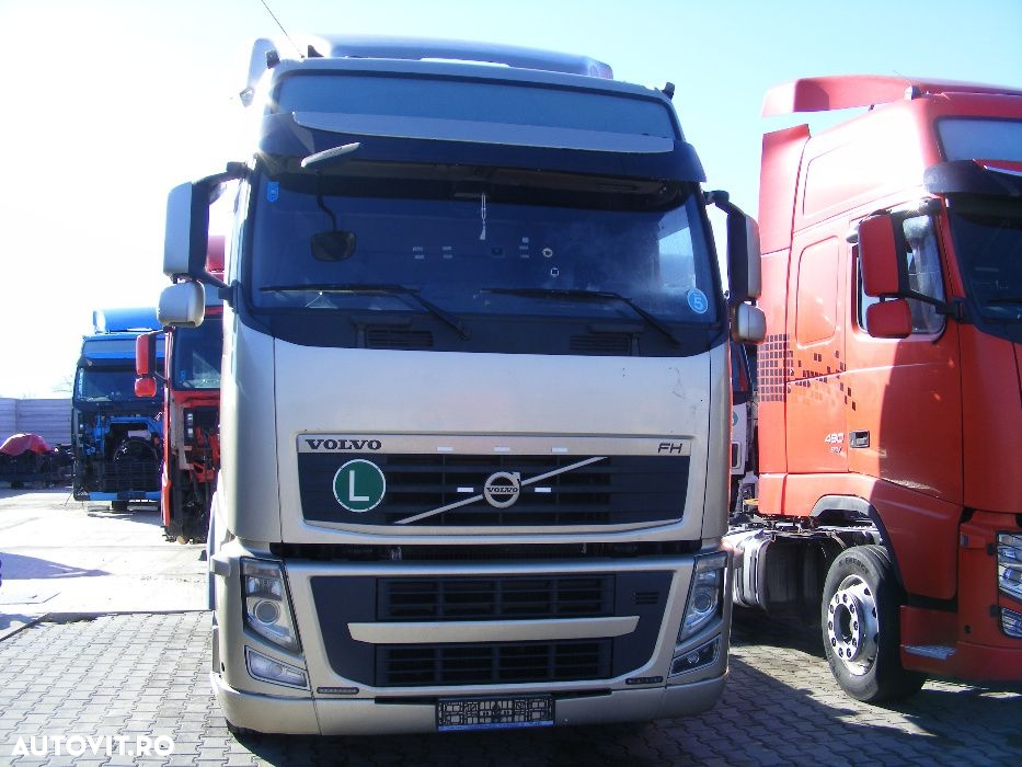 Dezmembram cap tractor Volvo FH EEV - 2