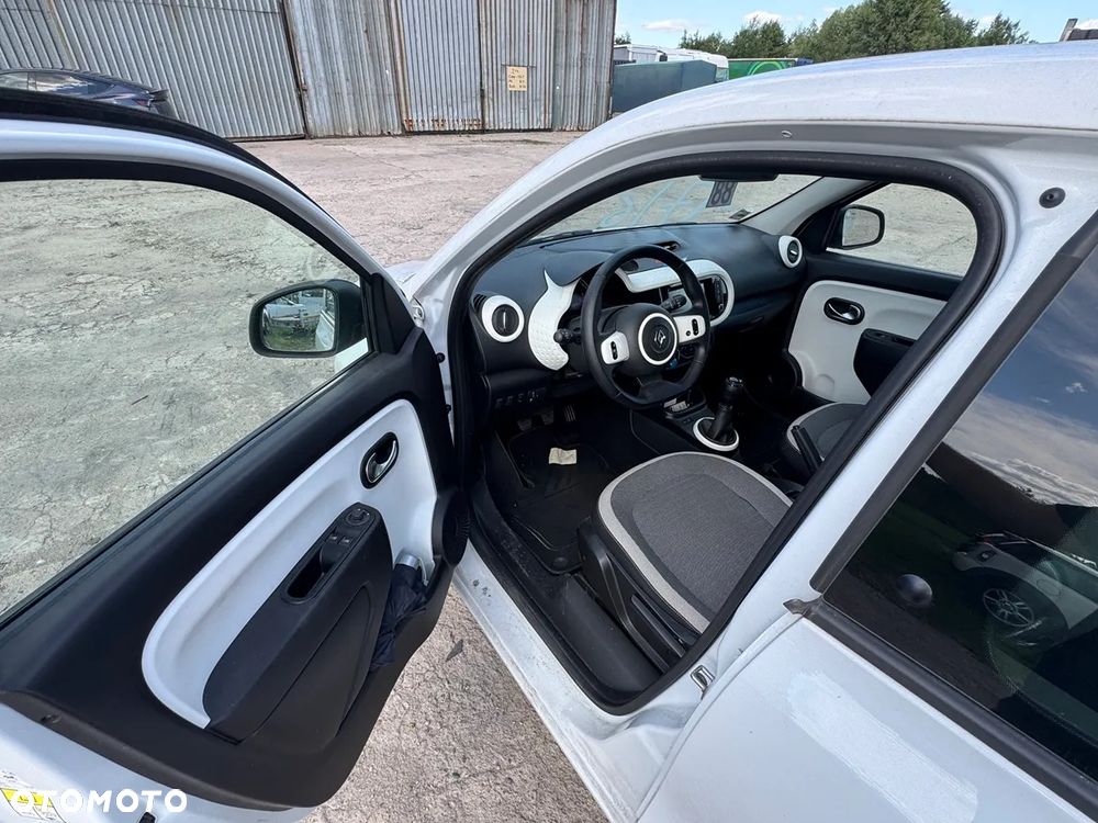 Renault Twingo SCe 65 URBAN NIGHT - 13