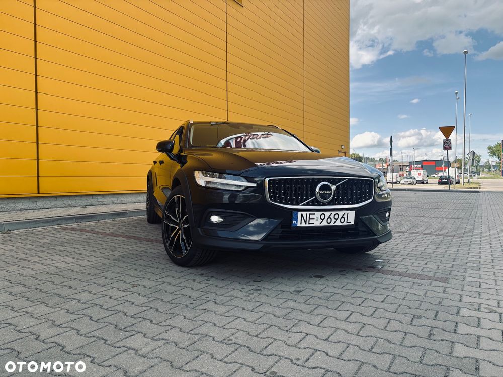 Volvo V60 Cross Country D4 AWD Geartronic - 1