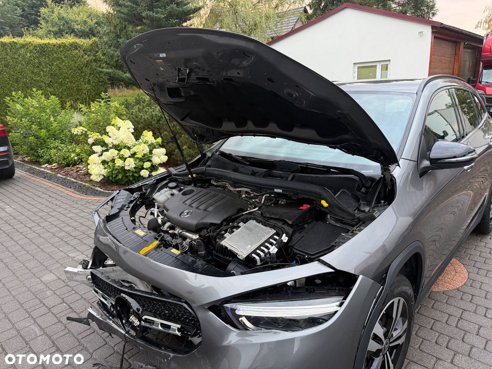 Mercedes-Benz GLA - 26