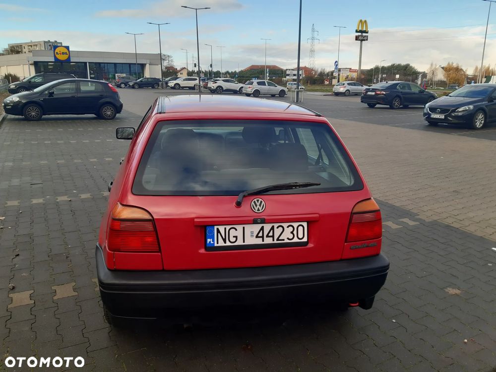 Volkswagen Golf 1.8 CL - 5