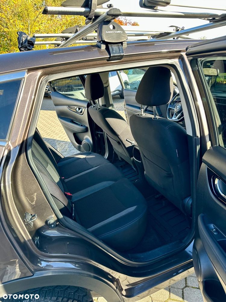 Nissan Qashqai 1.3 DIG-T ACENTA - 9